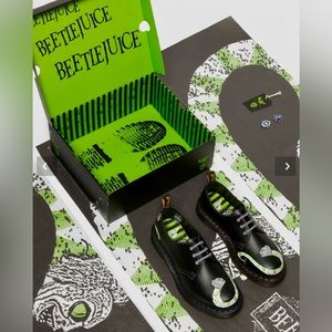 Beetlejuice Dr. Martens oxfords NIB